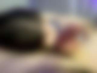 Live cam show with Lucymuur - Middle Aged on StripNow