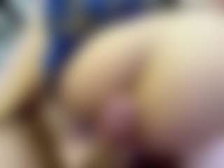 Live cam show with Lucymuur - Cock Rating on Camsoda