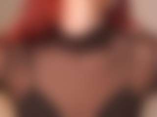 Live cam show with MarivelSicola - Blowjob on livesuperchat.net