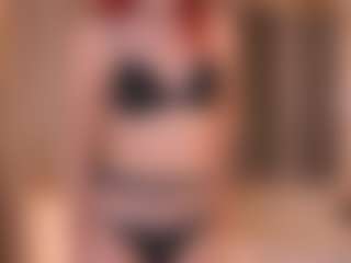 Live cam show with MarivelSicola - Brown Hair on Cam Slut
