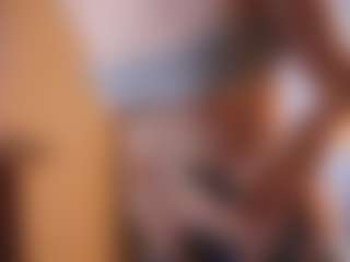Live cam show with MarivelSicola - College on Camming Site