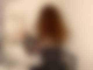 Live cam show with MedaSewald - Brown Hair Teen (18+) on Camiplay Live