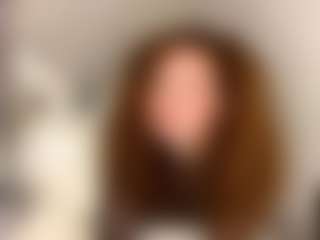 Live cam show with MedaSewald - Blue Eyes on Uber Horny