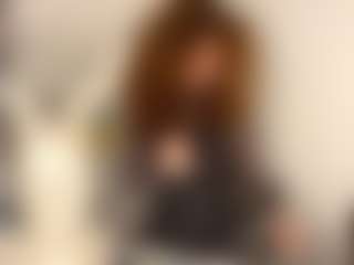 Live cam show with MedaSewald - Blue Eyes on Gym Cam Girls