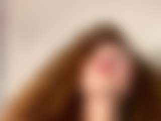 MedaSewald's Live Sex Cam Show