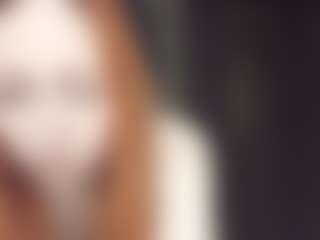 Live cam show with MelissaHalsema - Camel Toe on StripNow