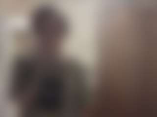 Live cam show with MelissaHalsema - Squirt on SmokeAndPoke