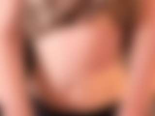 MireyaBengochia's Live Sex Cam Show