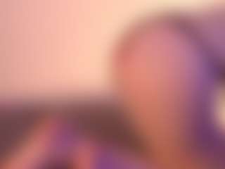 Live cam show with MireyaBengochia - Student on Camsoda