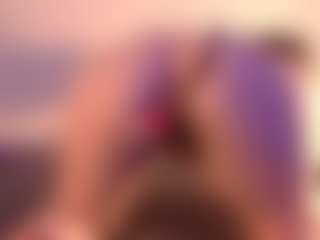 Live cam show with MireyaBengochia - Student on Camsoda