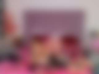 RoxyeSinner's Live Sex Cam Show