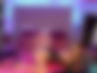 RoxyeSinner's Live Sex Cam Show