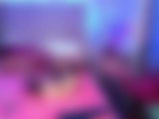 Live cam show with RoxyeSinner - Striptease on SinfulBabes