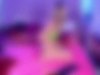 RoxyeSinner's Live Sex Cam Show