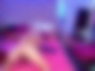 Live cam show with RoxyeSinner - Young Adult on Dare Cams