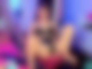 Live cam show with RoxyeSinner - New Big Ass on Chatstar