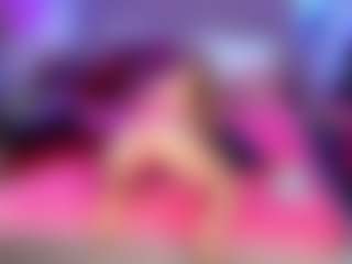 RoxyeSinner's Live Sex Cam Show