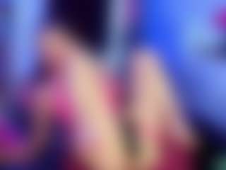RoxyeSinner's Live Sex Cam Show