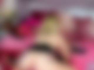 Live cam show with RoxyeSinner - Petite on Free Soda