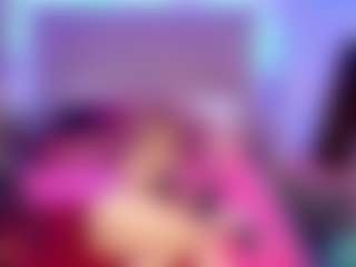 Live cam show with RoxyeSinner - Petite on Streamer API
