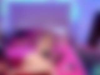 RoxyeSinner's Live Sex Cam Show