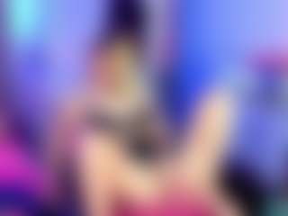 RoxyeSinner's Live Sex Cam Show