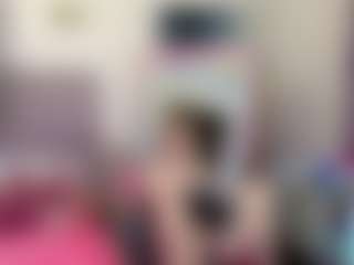 RoxyeSinner's Live Sex Cam Show