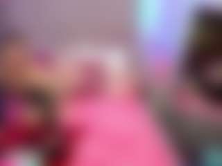 RoxyeSinner's Live Sex Cam Show