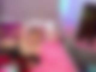 RoxyeSinner's Live Sex Cam Show