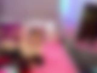 RoxyeSinner's Live Sex Cam Show