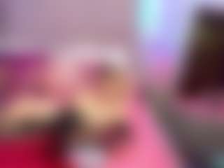 RoxyeSinner's Live Sex Cam Show