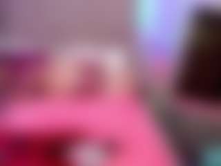 RoxyeSinner's Live Sex Cam Show