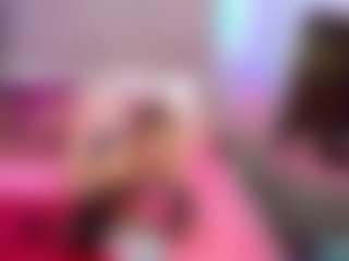 RoxyeSinner's Live Sex Cam Show
