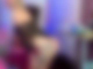 RoxyeSinner's Live Sex Cam Show