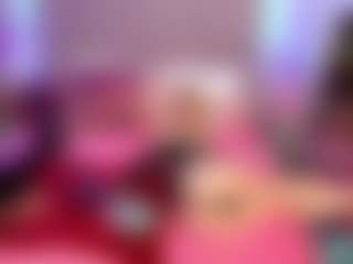 RoxyeSinner's Live Sex Cam Show