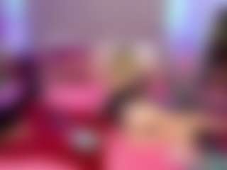 RoxyeSinner's Live Sex Cam Show