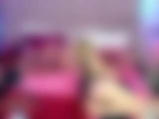 RoxyeSinner's Live Sex Cam Show