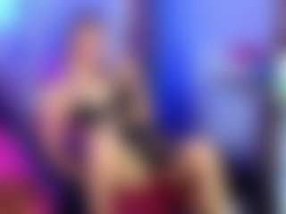 Live cam show with RoxyeSinner - Small Tits on fapnchat