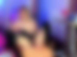 RoxyeSinner's Live Sex Cam Show