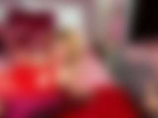Live cam show with RoxyeSinner - College Latina on Camming Site