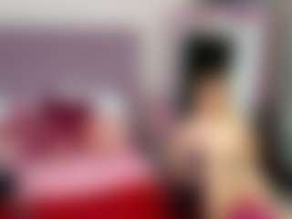 Live cam show with RoxyeSinner - Blonde Hair Petite on nudelive.tv