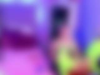 Live cam show with RoxyeSinner - Strapon on Camsoda
