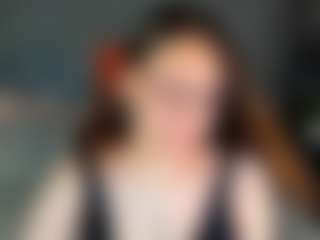 Live cam show with Viva-Kelsey - Normal on Camming Site
