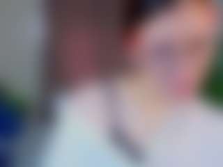Live cam show with Viva-Kelsey - Teasing on Dolls Live