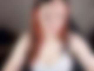 Live cam show with Viva-Kelsey - College on Camsoda