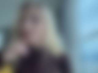 Live cam show with WildaBoswink - Striptease on AdultVida.com