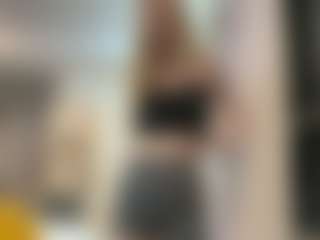 Live cam show with WildaBoswink - Handjob on AdultVida.com