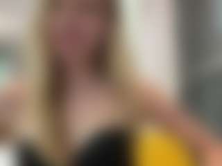 WildaBoswink's Live Sex Cam Show