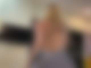 WildaBoswink's Live Sex Cam Show