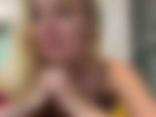 WildaBoswink's Live Sex Cam Show